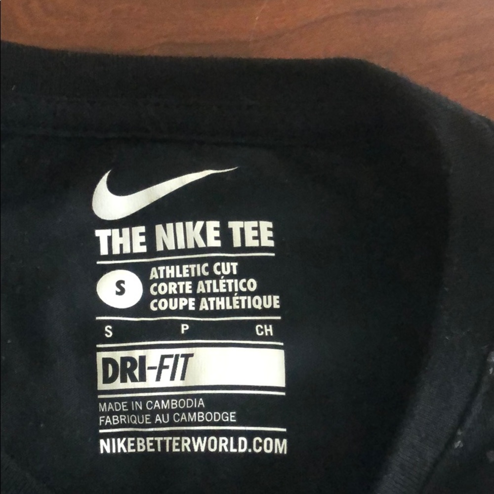 Nike dri-fit running t